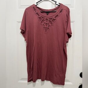 Torrid Mauve Lace Accent Short Sleeve Top